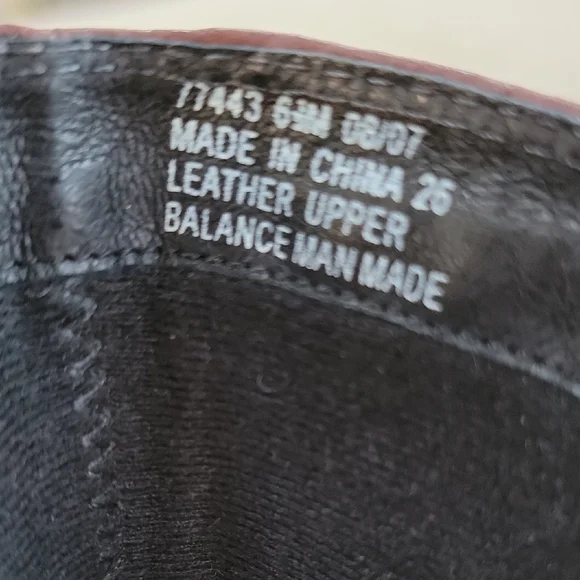 Clarks Brown Leather Ankle Boots With Buckle Size 6.5 EUC - Picture 8 of 9